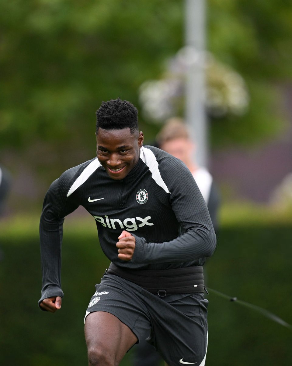 Night gain O'CLOCK 

Dropped your @ and follow anyone who likes it let's grow together 💙💙

Like and RT for others 💪🏻💪🏻💪🏻

Make sure you follow back if you are followed