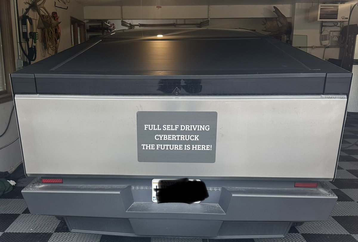 pjf-dvm (@fsd4seniors) on Twitter photo Look what arrived just in time for our next road trip. If you are going to drive a vehicle that turns heads, might as well go full “In Your Face” mode! <a href="/cybertruck/">Cybertruck</a> Look what arrived just in time for our next road trip. If you are going to drive a vehicle that turns heads, might as well go full “In Your Face” mode! <a href="/cybertruck/">Cybertruck</a>
