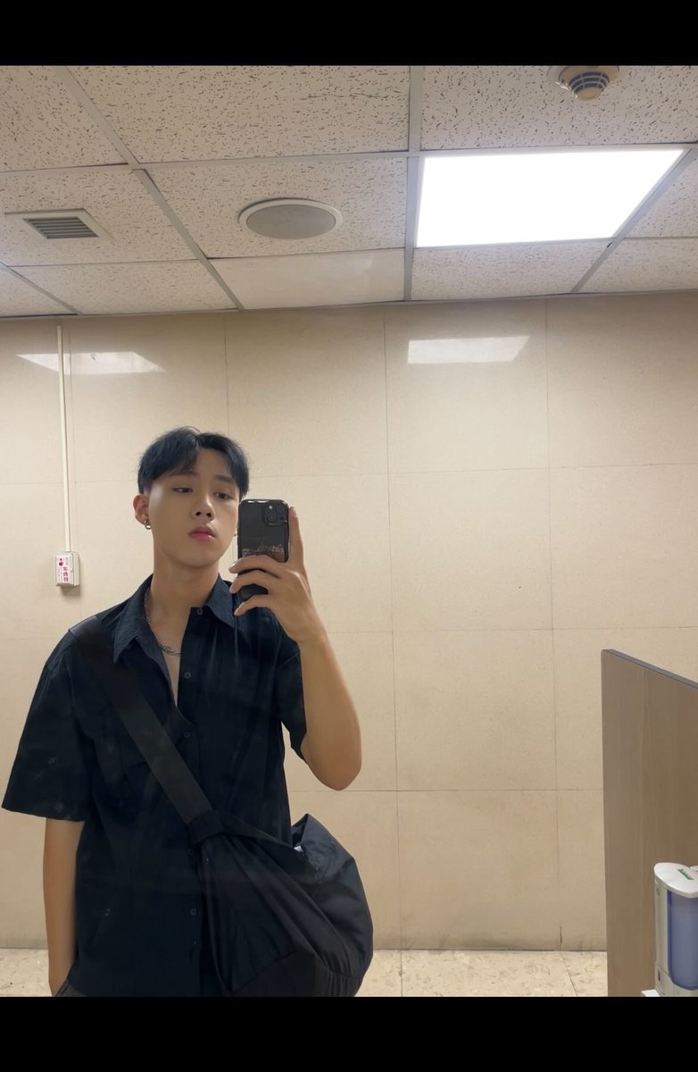 Xavier Chen tweet media