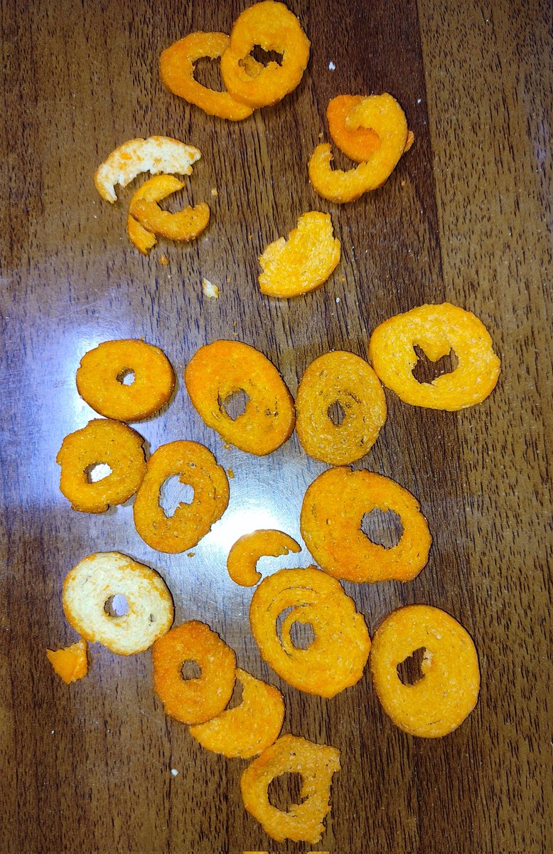 كيف التخطيط المسبق قبل بدء التصميم👇🏻

طبعآ كان المنتج كيس الشبس موجود عندي بشكل مباشر يعني قدرت افحصه من كل الجوانب 🕵️‍♂️

وساويت الستوري بورد يلي مستحيل حدا يفهمها غيري
 
عطوني رئيكم بكل صدق أو مع كذب عادي🫂

النتيجة النهائية:
instagram.com/reel/DNMA-TttD…

<a href="/arabic3d/">3D بالعربي</a> #بلندر #3D #blender