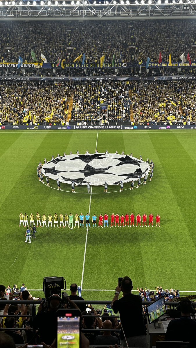 Fenerbahçe-Benfica 

🏆 UEFA Şampiyonlar Ligi play-off turu . Takipteyiz .