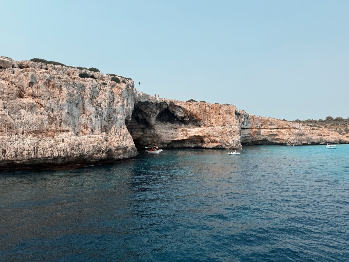 SarahHelenWalt1's tweet photo. 📍 Porto Cristo, Cala Bona, Cala Romantica #holidayseason https://t.co/WTLwYNi8or
