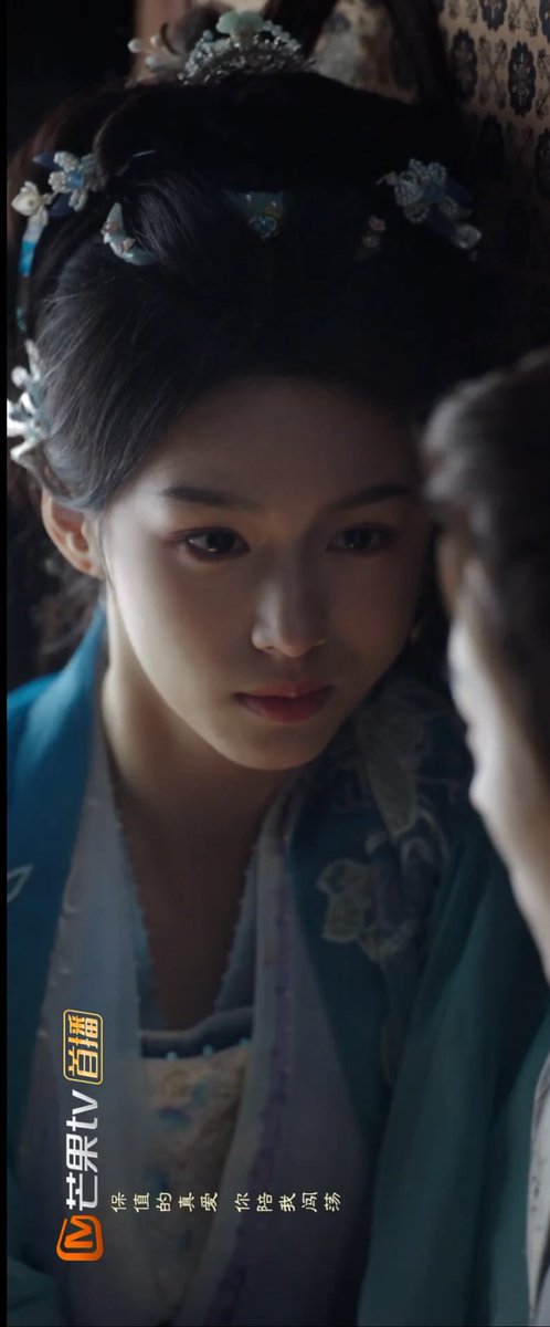 callmemooncakes's tweet photo. Finished #LegendOfTheFemaleGeneral and now I’m just sitting here staring at the wall like… how do I move on? I need a mourning period before I can touch another drama😭😭 https://t.co/zjvrcf6Lfr