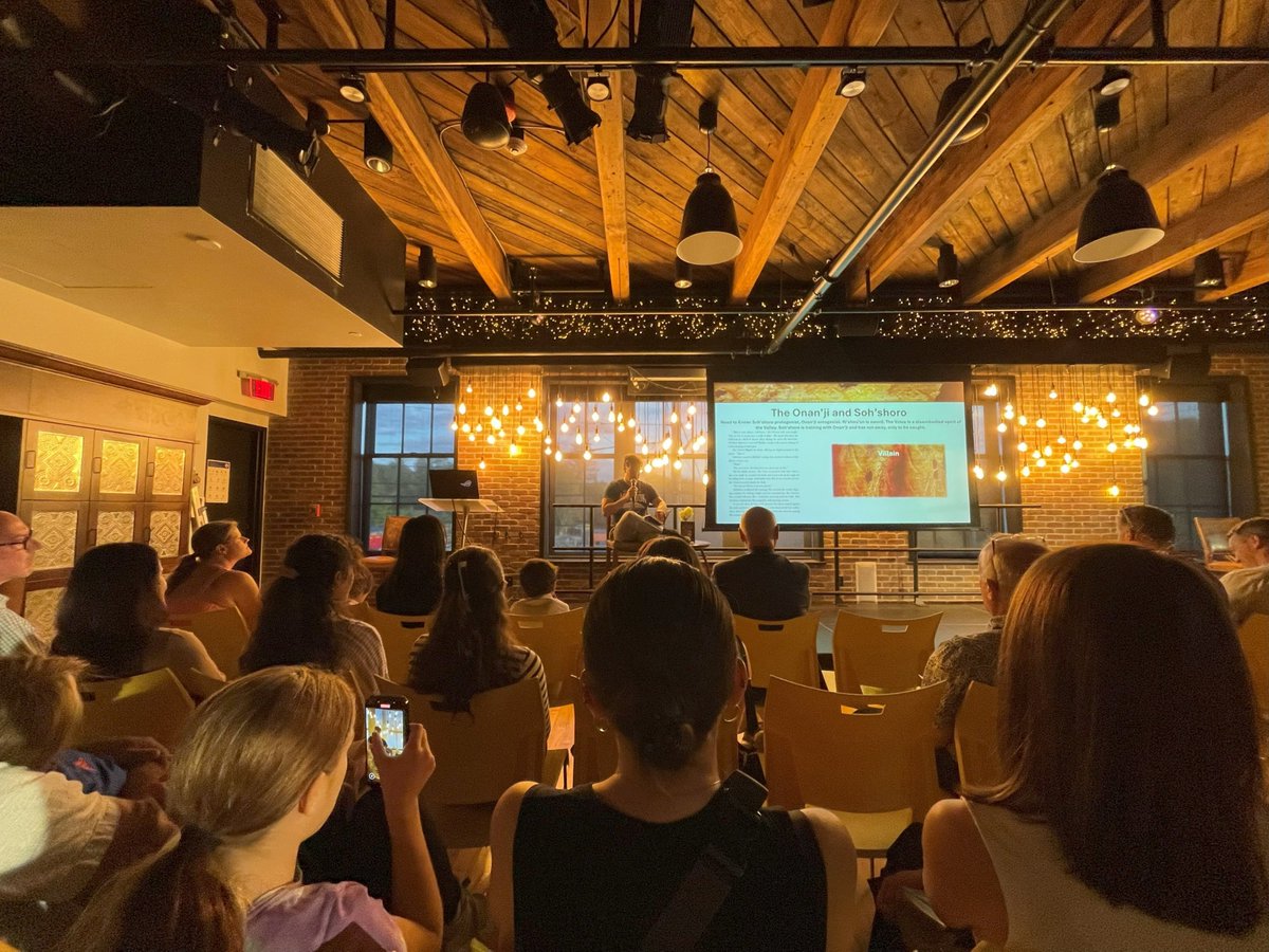 ETERNITY'S BLADE launched yesterday, and we got a big crowd for its debut at Unlikely Story! If you haven't ordered your copy, don't miss out! The early reception is glowing, so grab the novel while it's still on price promo -- amazon.com/Eternitys-Blad… Thanks <a href="/BlackstoneAudio/">Blackstone Publishing</a>!