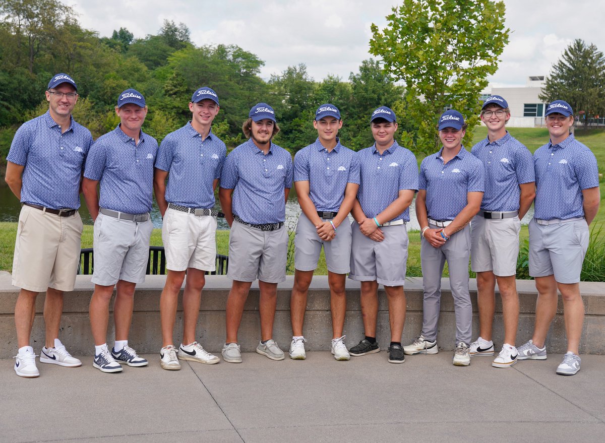 BillGaither's tweet photo. Cranking through several recent @SandburgNJCAA #MediaDay photoshoots. Here's a peek at your 2025-26 men's golf, women's golf, men's soccer, and women's volleyball teams! #ChargeUp https://t.co/ep21PQIUEl