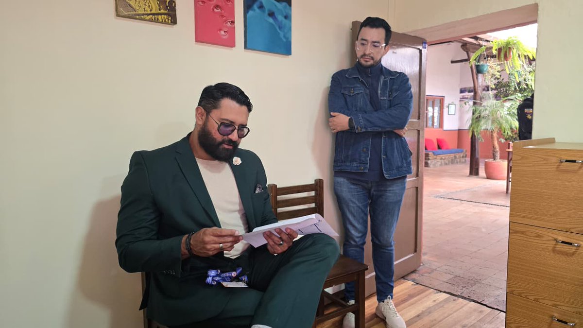 [CUENCA] ✅ Realizamos operativos en instituciones educativas particulares, en coordinación con la Intendencia del Azuay y el <a href="/srioficial/">sri annisa</a>, verificamos las listas de útiles, uniformes y libros.
 #ElNuevoEcuador 🇪🇨