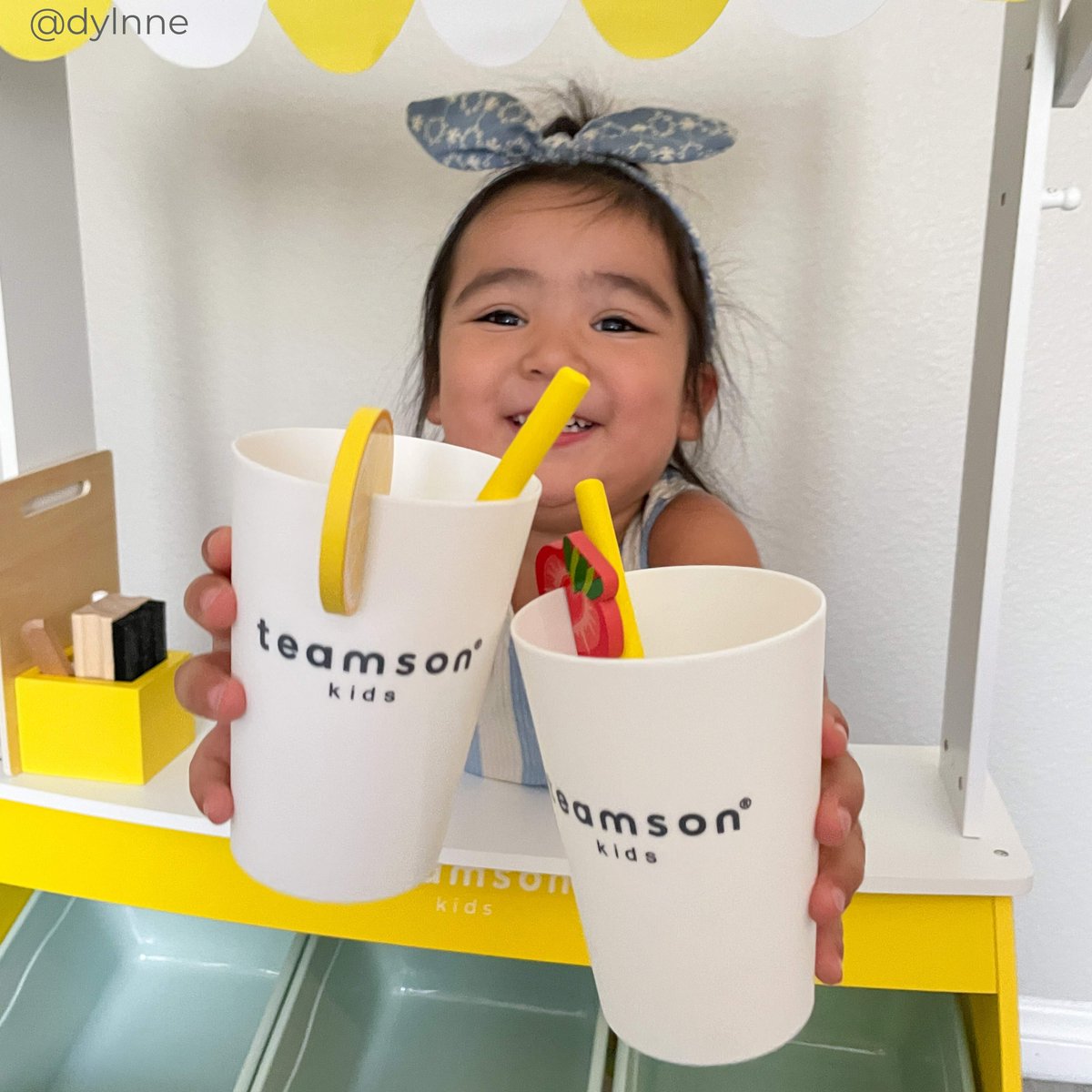 Serving up smiles and sunshine with the SUNNY CITRUS LEMONADE STAND PLAYSET! 🍋✨ Nothing beats a fresh cup of fun and imagination. Who’s ready for a sip? ☀️💛
#designhappy #teamson #teamsonkids #lemonade #summer #kidstoys