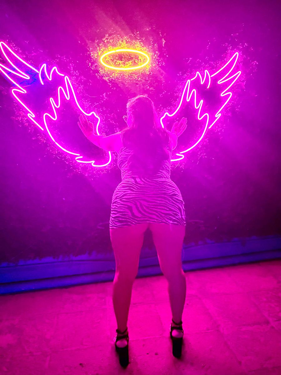 Mierculitos 🍑 

Me vas a preferir de Angelita 😇

Y no detonar mi modo diabla infernal 🔥😈

Conste que te lo advertí‼️

Te vas a arriesgar ‼️❓Aunque te chamusques❓❓😆

Ya saben info md ⬇️

#hotwifequeretaro #milf #feet #fetichista #exhibit #tanga