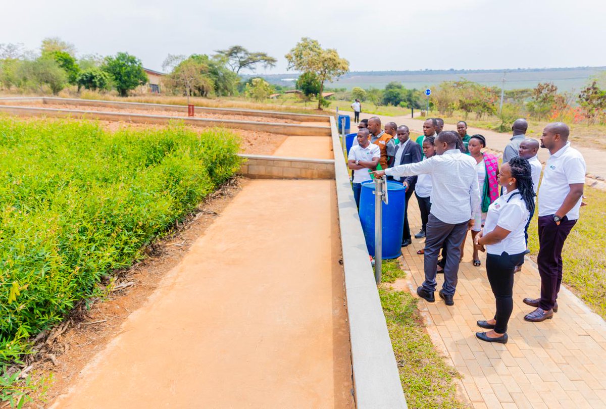 RICA_Rwanda's tweet photo. We're empowering change agents! Today, RICA trained @Gardens4Health staff on Conservation Agriculture (CA), equipping them with knowledge and building their capacity to support CA adoption among smallholder farmers.
@RwandaAgri @Rwanda_Edu https://t.co/6B6JfhkklP