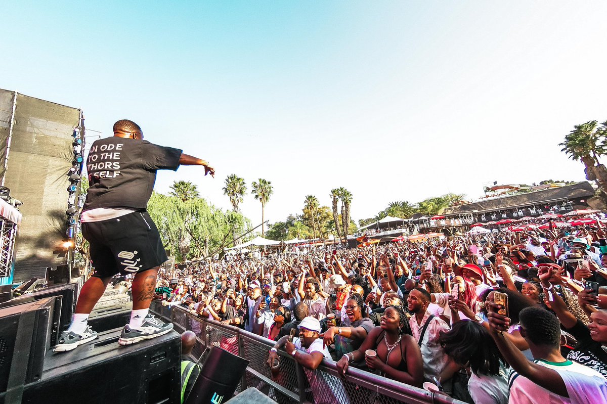 Spring Fiesta tweet media