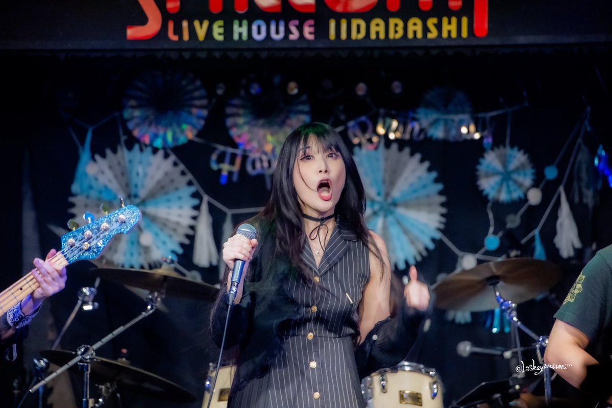 Minami Maria (@mmzhmamr) on Twitter photo おはよう🪽
一ノ瀬さん青誕祭での
お写真をいただきました🙏
ジャパメタ歌うの
心から楽しすぎる🥰♚
一ノ瀬さんを皆さんとお祝いできて
本当に幸せな壱日だったなぁ💙⟡.·*.
配信は8/30まで視聴可能で
後日おまけ動画が
送付されますよーー!☺️💙
𝐏𝐡𝐨𝐭𝐨 <a href="/z_planar/">Laskeypictures</a> 様💙
#一ノ瀬青誕祭2025 おはよう🪽
一ノ瀬さん青誕祭での
お写真をいただきました🙏
ジャパメタ歌うの
心から楽しすぎる🥰♚
一ノ瀬さんを皆さんとお祝いできて
本当に幸せな壱日だったなぁ💙⟡.·*.
配信は8/30まで視聴可能で
後日おまけ動画が
送付されますよーー!☺️💙
𝐏𝐡𝐨𝐭𝐨 <a href="/z_planar/">Laskeypictures</a> 様💙
#一ノ瀬青誕祭2025
