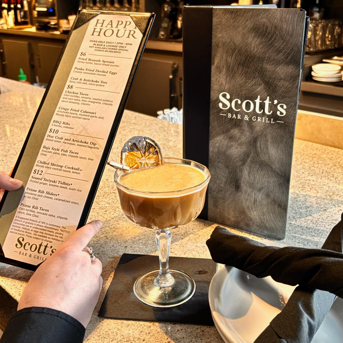 Need a sign to enjoy happy hour? Here you go!😉