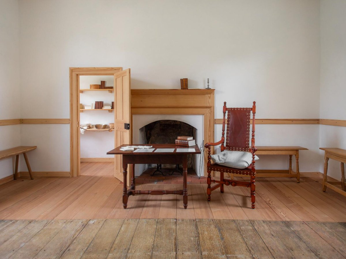 #OnThisDay in 1774, Ann Wager, the only headmistress of the Williamsburg Bray School dies and the school closes following her death.

Today, over 250 years later, the Williamsburg Bray School has been restored to its 18th-century appearance.