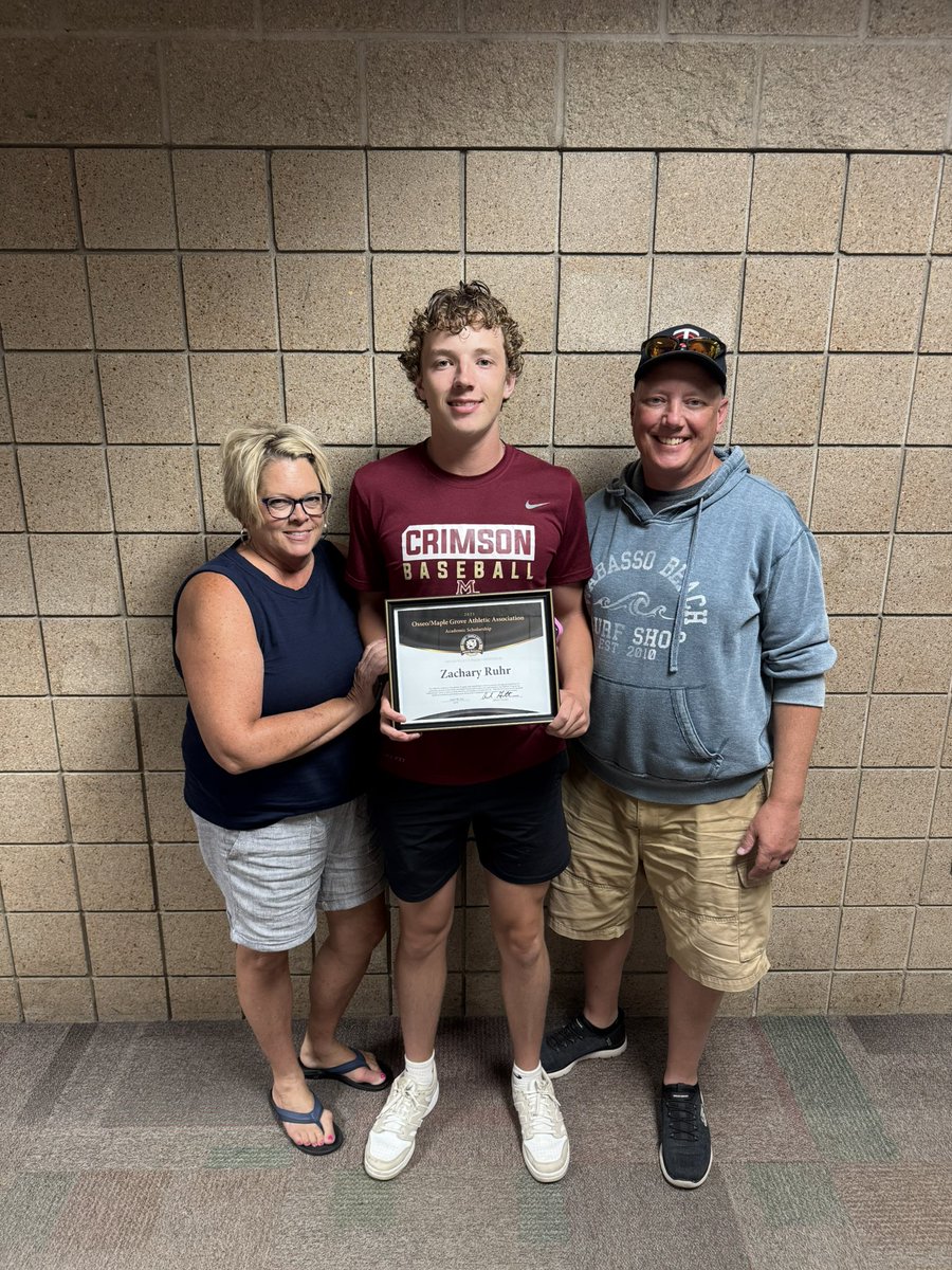 Congratulations to our 2025 OMGAA Academic Scholarship winners! 

Brody Berglin  - who will attend University of WI Madison
Maddex VanSlooten - who will attend Hamline University 
Zac Ruhr - who will attend St. Olaf College