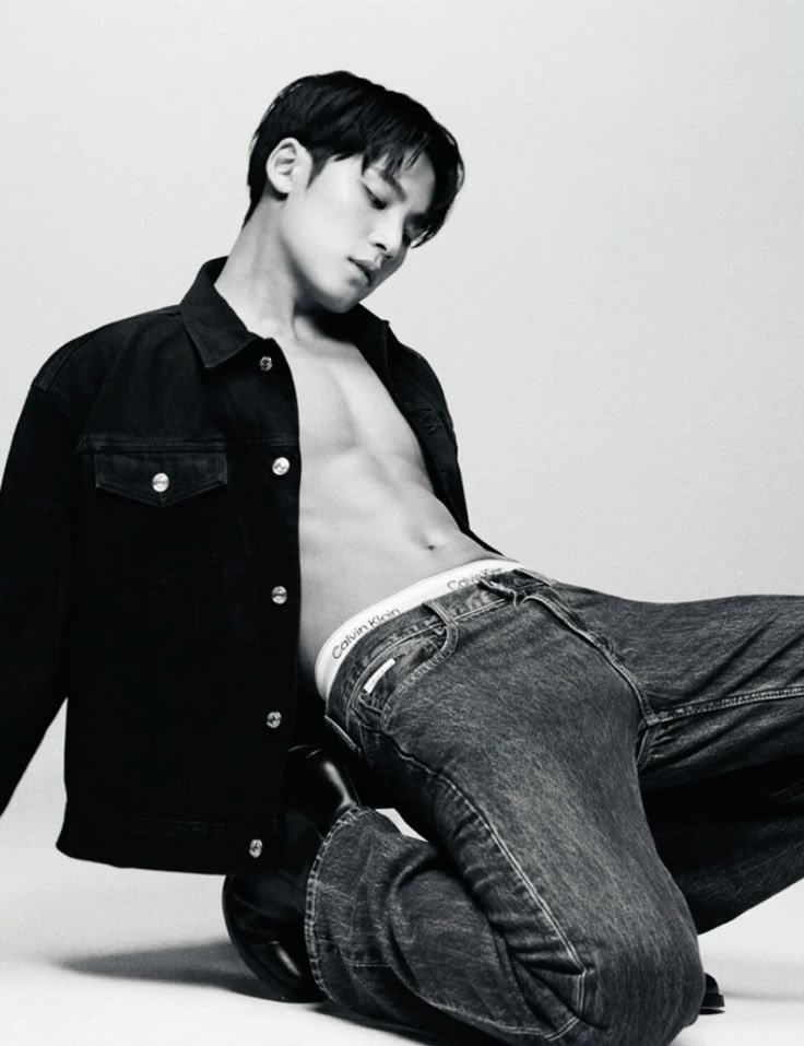 𝐌𝐀𝐑𝐊 tweet media