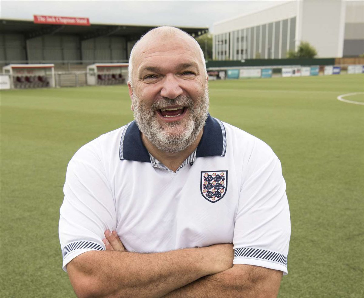 📢 Calling all football fans on the Isle of Wight! Secure your spot for a fantastic evening with Neil 'Razor' Ruddock filled with hilarious stories and unforgettable moments 🌟⚽️

Learn More 👇🏼🎫 medinatheatre.co.uk/events/an-excl…

#NeilRuddock  #IsleofWight #localevent #VIPAccess #fun