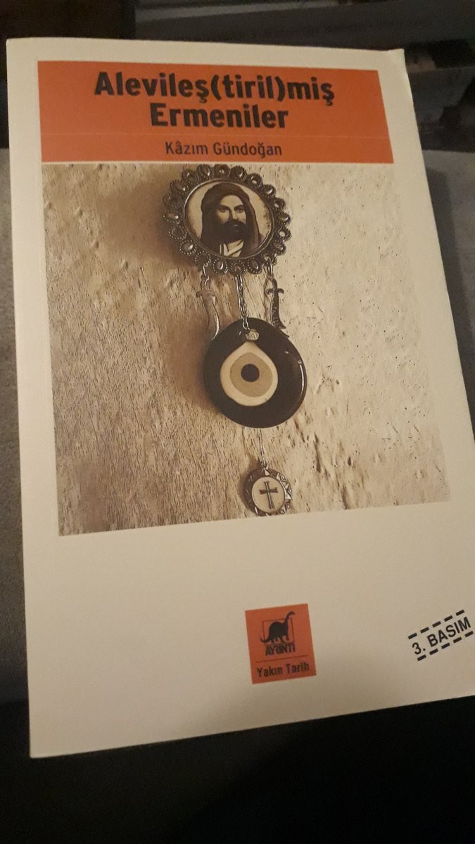 Bir arkadaş Kazım Gündoğan'ın "Keşiş'in Torunları" ve Alevileş(tiril)miş Ermeniler" adlı kitaplarını göndermiş. Soykırımda Ermenileri koruyan Dersimli aşiretler olduğu gibi Ermenilerin mallarına el koyan Dersimli aşiretler de var maalesef. Okuyalım bakalım...