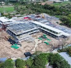 El tema de los hospitales es delicado.
se ocupan? SI
se ha atendido la necesidad? No
Hacer 8 edificaciones es hacer hospitales? No
Estarán operativos al final de gobierno? No
En 31/2 años se han remodelado los antiguos hospitales? No
La secretaria de salud es eficiente? No