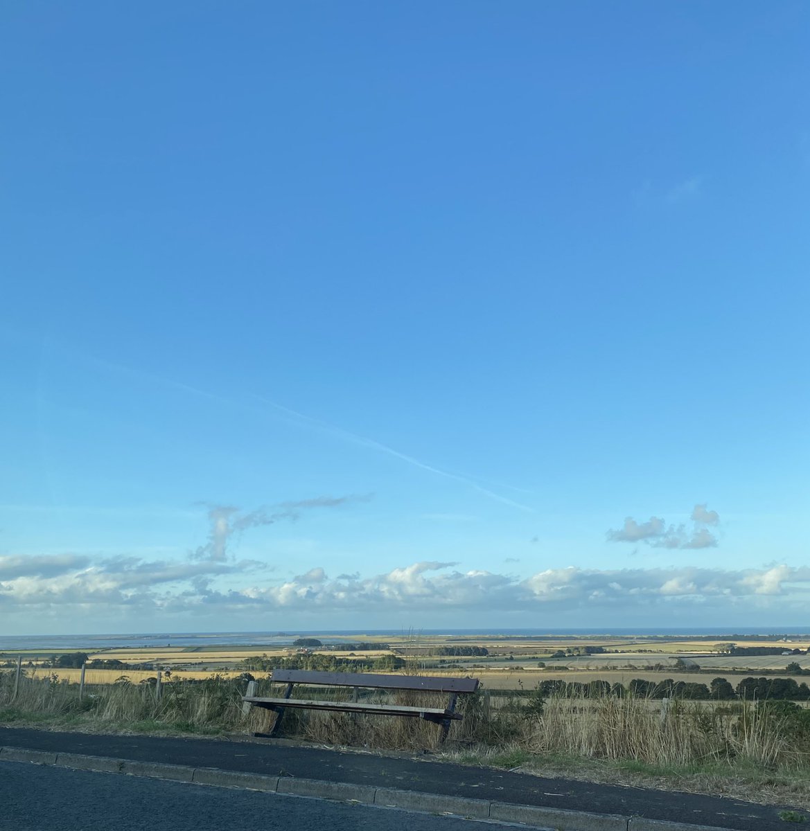 rob_northern's tweet photo. #FacingTheWrongWay Holy Island https://t.co/lYveAK9Lhx