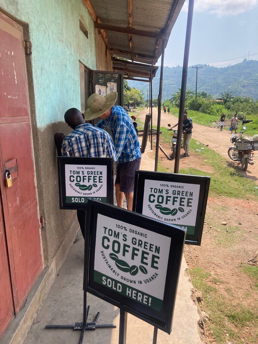 #coffeePlatform #IbandaKyanya
We’re looking for a good welder to cooperate long term in #Kasese and make these kind of signs and also big and small rubbish bins around #EmbassyKasese etc #KaseseDistrict