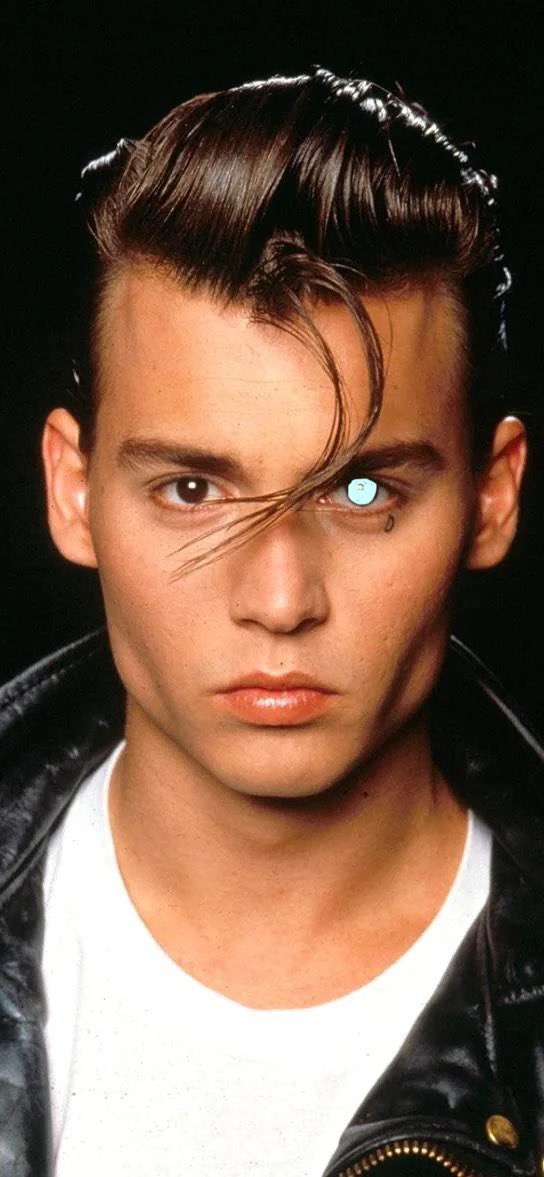 ManyFangs's tweet image. After a few moments the door opens and Ezekiel stands before smiling, “ grandma ….. hi, what a nice …… are you alright ? “, he asks looking at them both covered in blood.