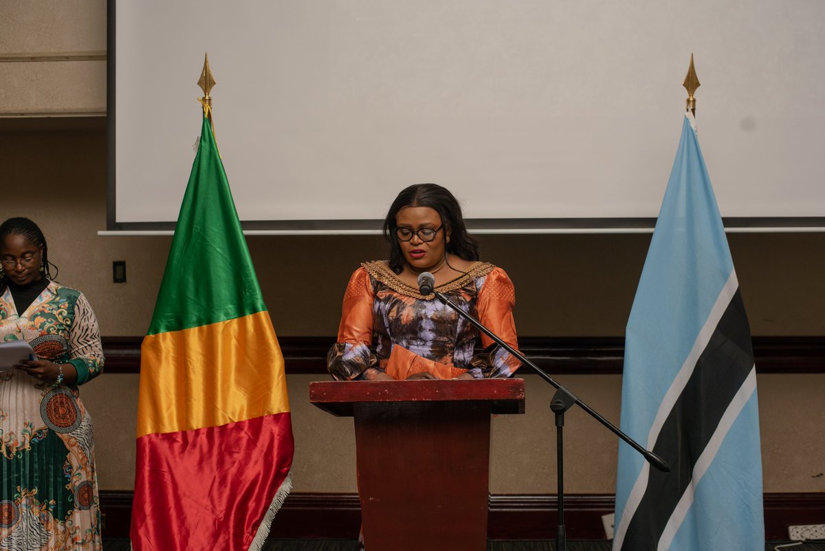 NG Lauria tweet media