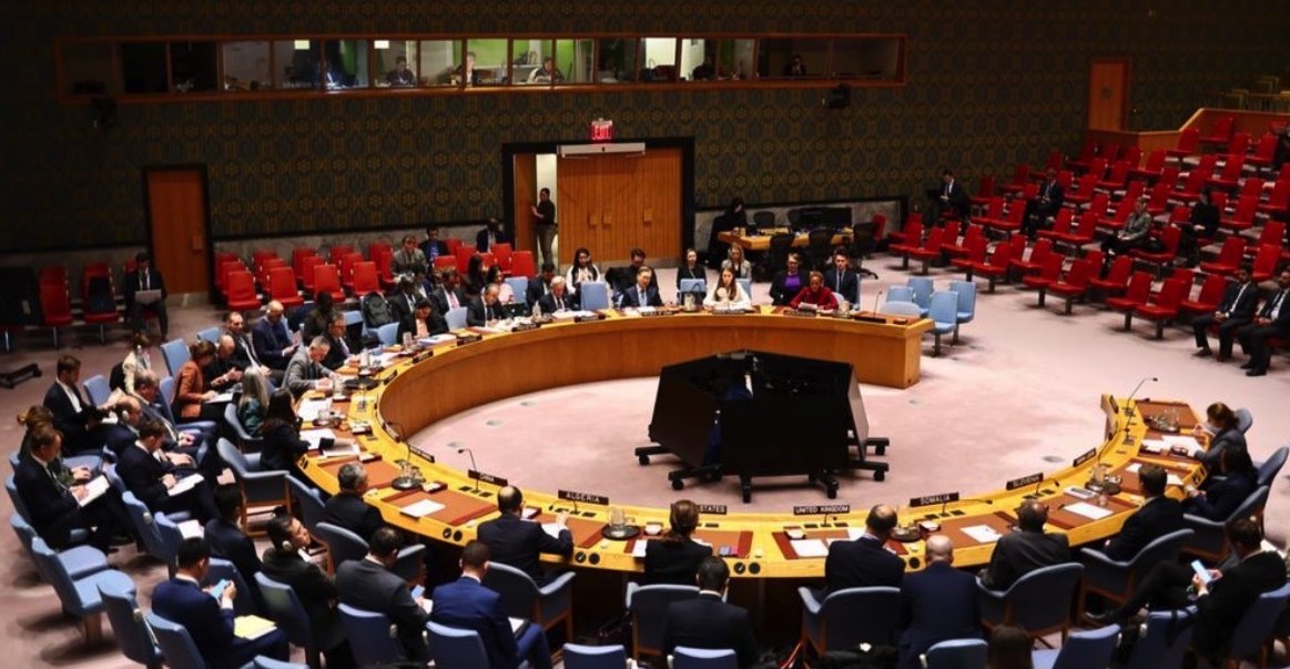 Les États-Unis de Russie-Extérieure étaient aujourd'hui aux abonnés absents au moment de soutenir une déclaration commune sur l'intégrité territoriale de la Géorgie qui condamnait l'invasion russe de 2008 au Conseil de sécurité de l’ONU.
kyivindependent.com/us-stays-out-o…