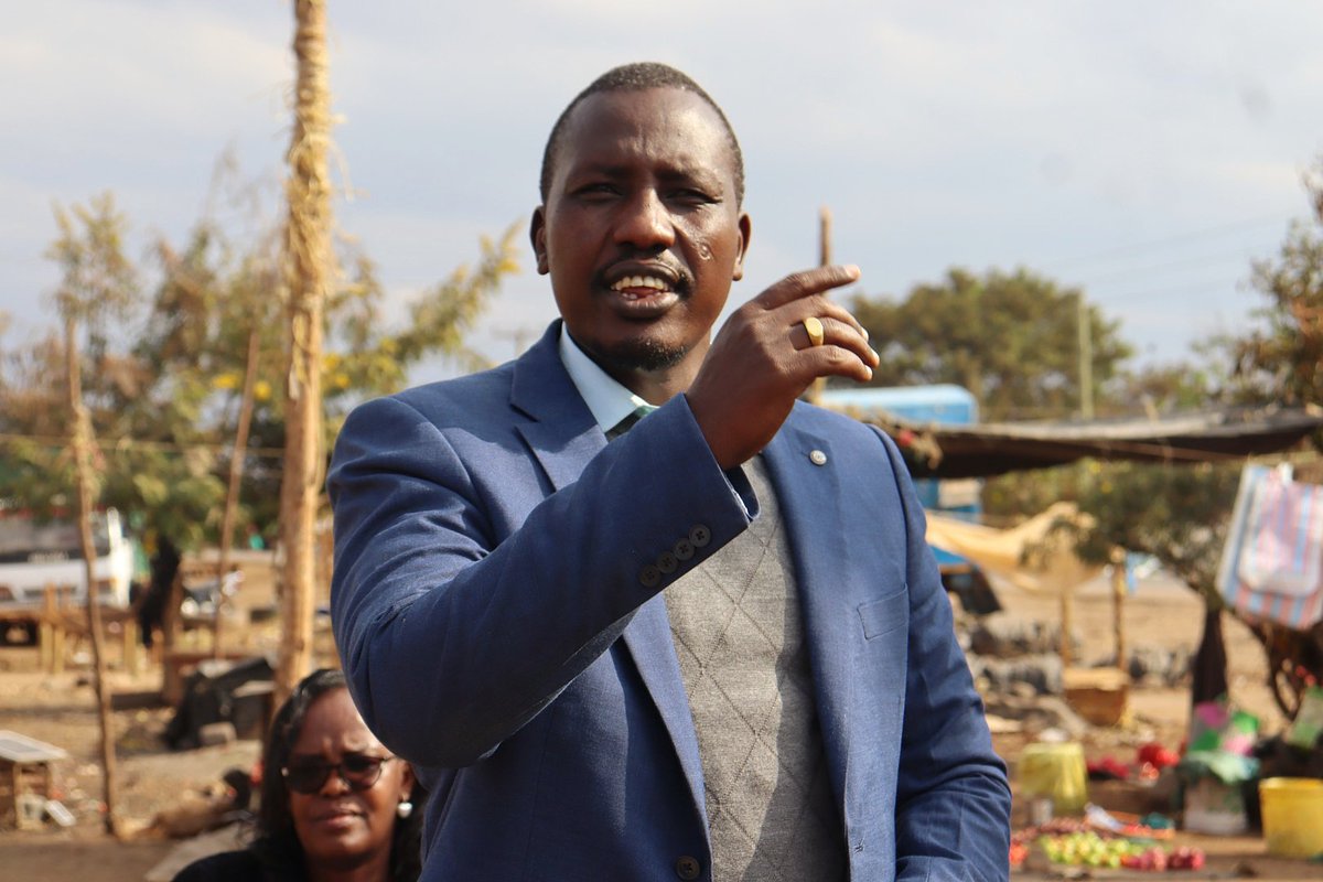 Later on, the people of Kimana town came together for a public participation session in preparation for the Maa Cultural and Tourism Festival set for November 4th–9th, 2025 at Kimana Gate, Amboseli National Park.

#MaaCulturalWeek2025 #Maasinta_Ai_Olkerreti_Lang'
#TwendeAmboseli