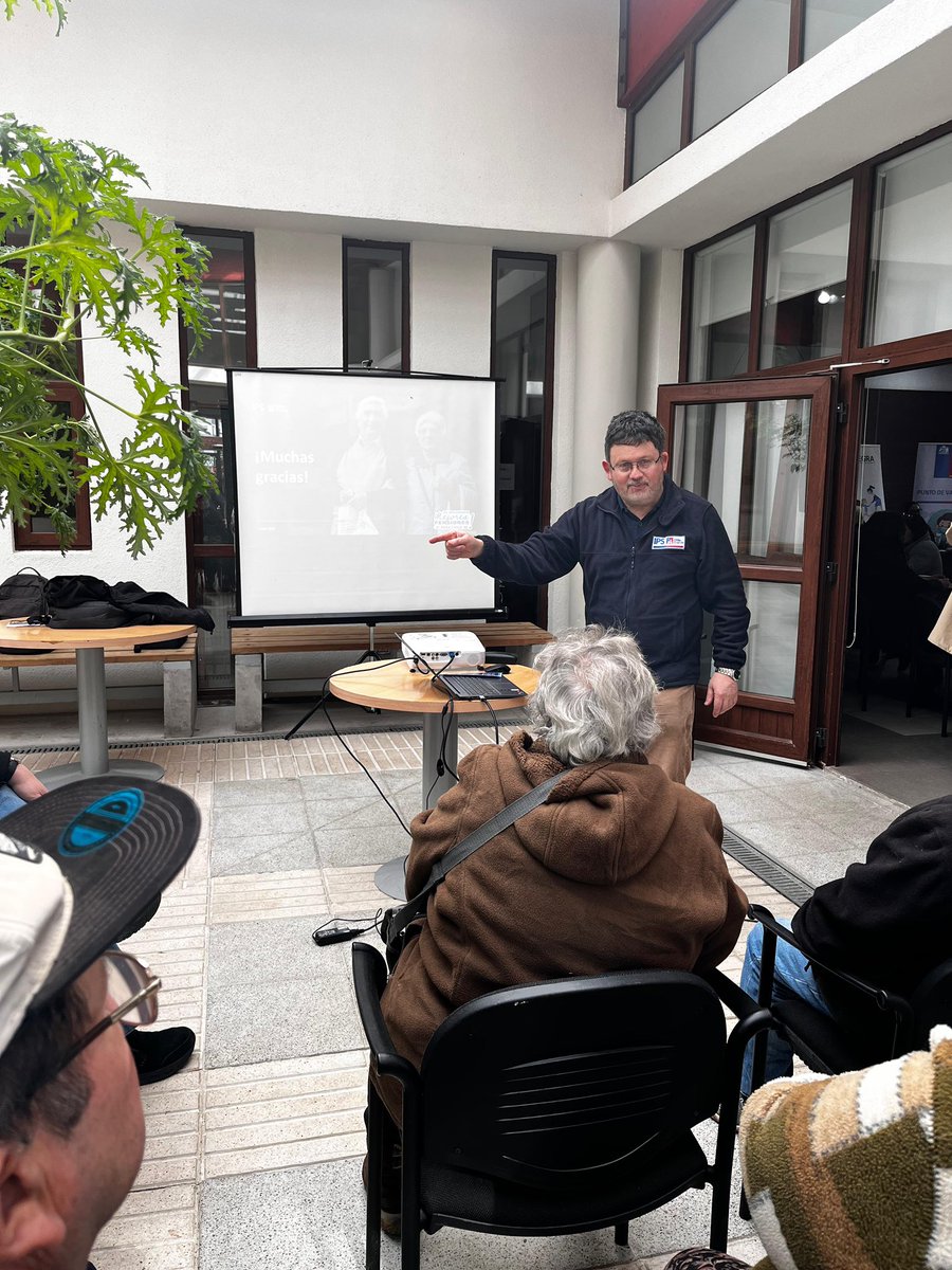 Charla #reformadepensiones en la comuna de #mafil