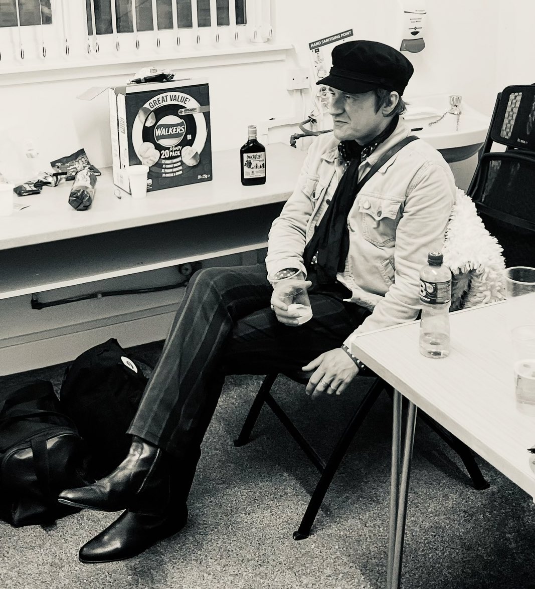 Only a few tickets left for this Fridays gig in Brighton!
Grab one before it sells out!
First gig down the South Coast for us 

newuntouchablestickets.com/product/bright…