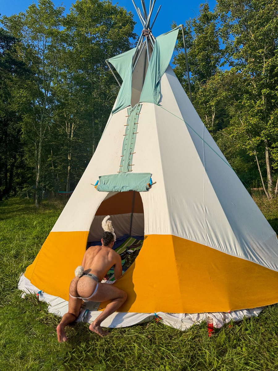 XXXTATIC tweet media