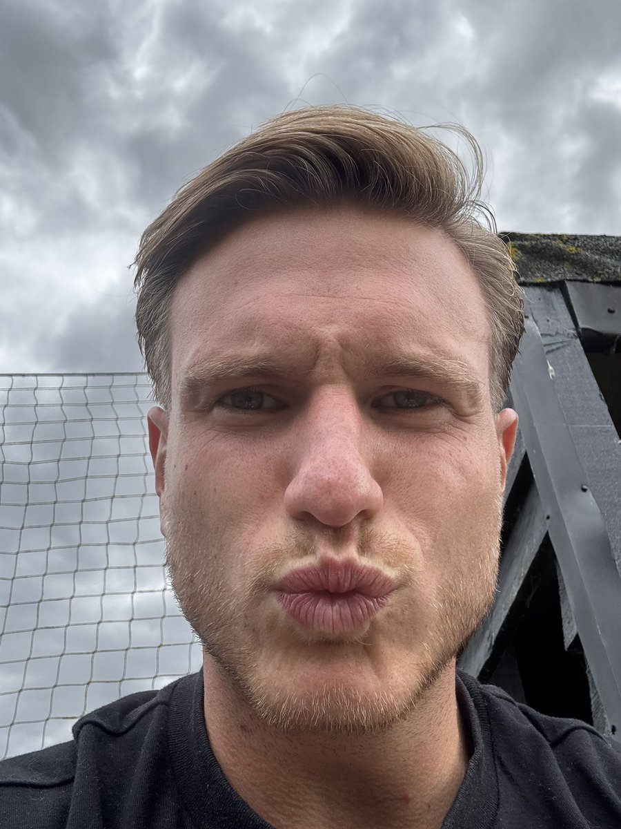 Lee Braddon tweet media