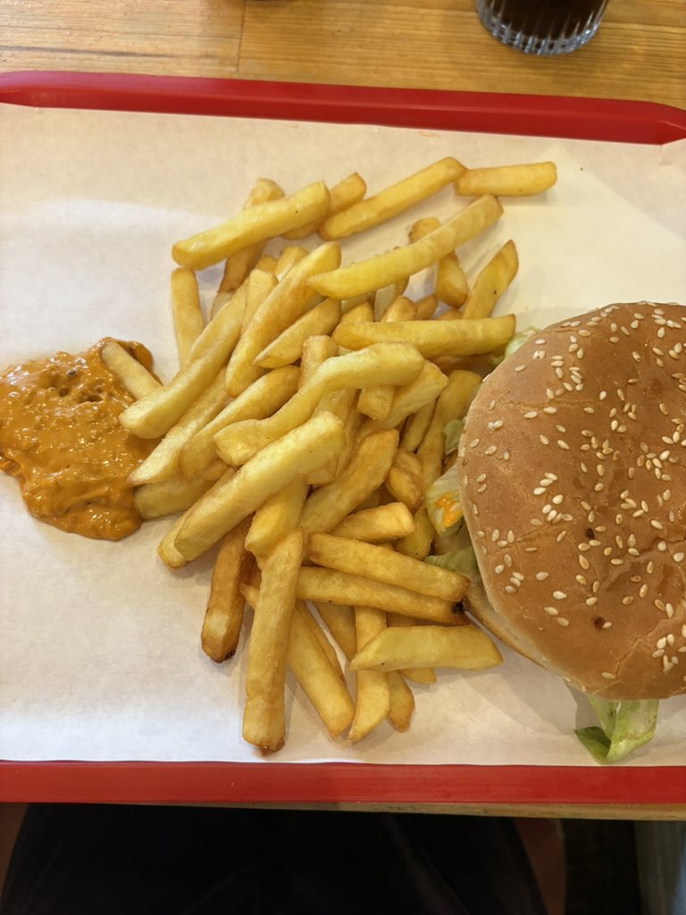 minanami (@minaravel) on Twitter photo 