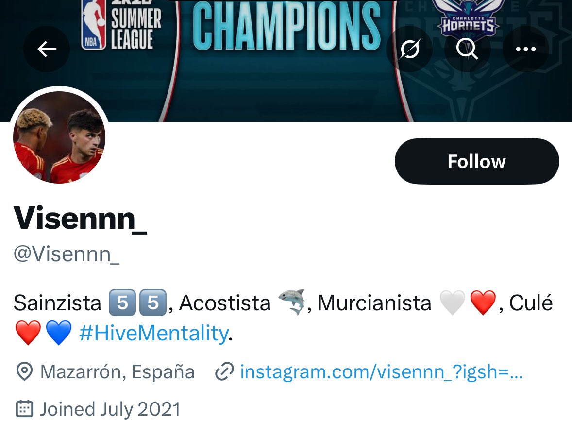 JAKAJAJAJAJAJA tenía que llegar un inventado a decir sus mamadas. Pobre perro acomplejado JAJAJAJAJA