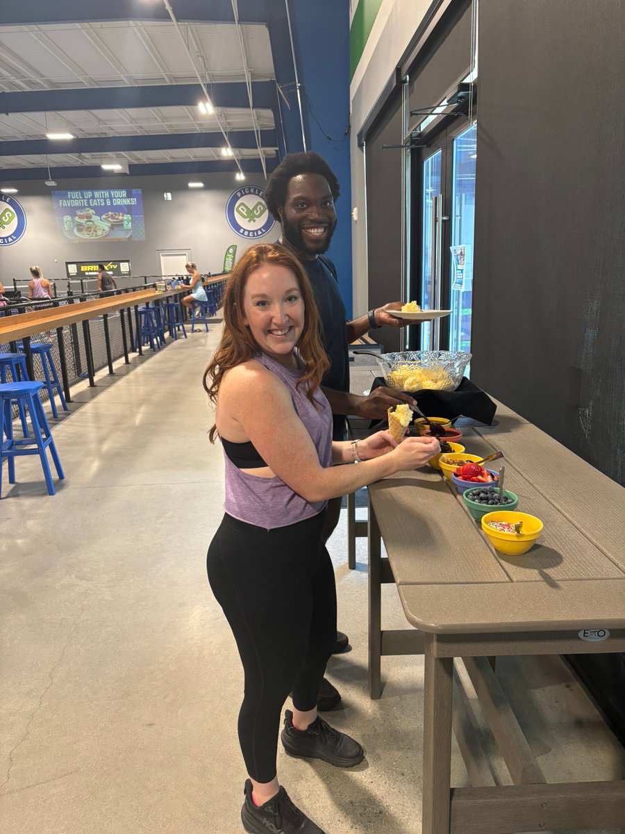 ngmcgme's tweet photo. Transitional Year residents had a great time at Pickle Social before starting their rotations! It's important at #ngmcgme to offer opportunities to socialize, exercise and unwind! To learn more about our Transitional Year residency program, visit https://t.co/f9JRo8EyxA

#hardwiredforexcellence