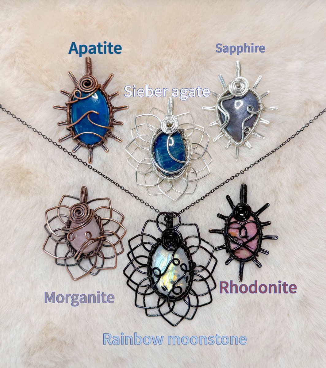 mildhippie's tweet photo. crystal sun &amp; sunflower necklaces 🩷🩵

available Friday 8/22 at 8pm eastern time https://t.co/kY3tpPF0Lc