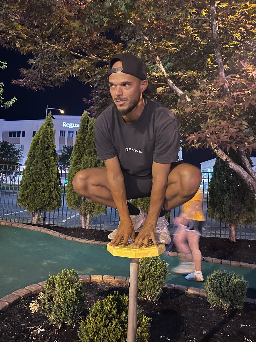 LittleFishSwim's tweet photo. Putt Putt with the Little Fish Fam!🐠🙌🏼

We had an absolute blast bonding as a team while mastering putt putt! 😁 So thankful for this team &amp; for the ability to get together to have some fun! 🏊🏼‍♀️🧡

#swimlessons #learntoswim #fxbg #fyp #bestintheburg #swimmingcoach  #staffbonding https://t.co/gkIgpkXrBY