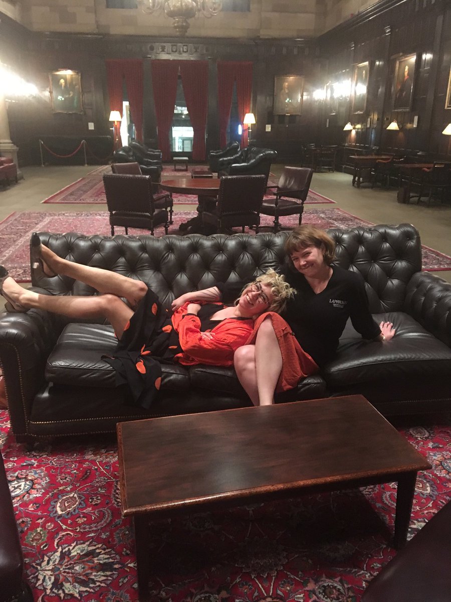 Hesse Press tweet media