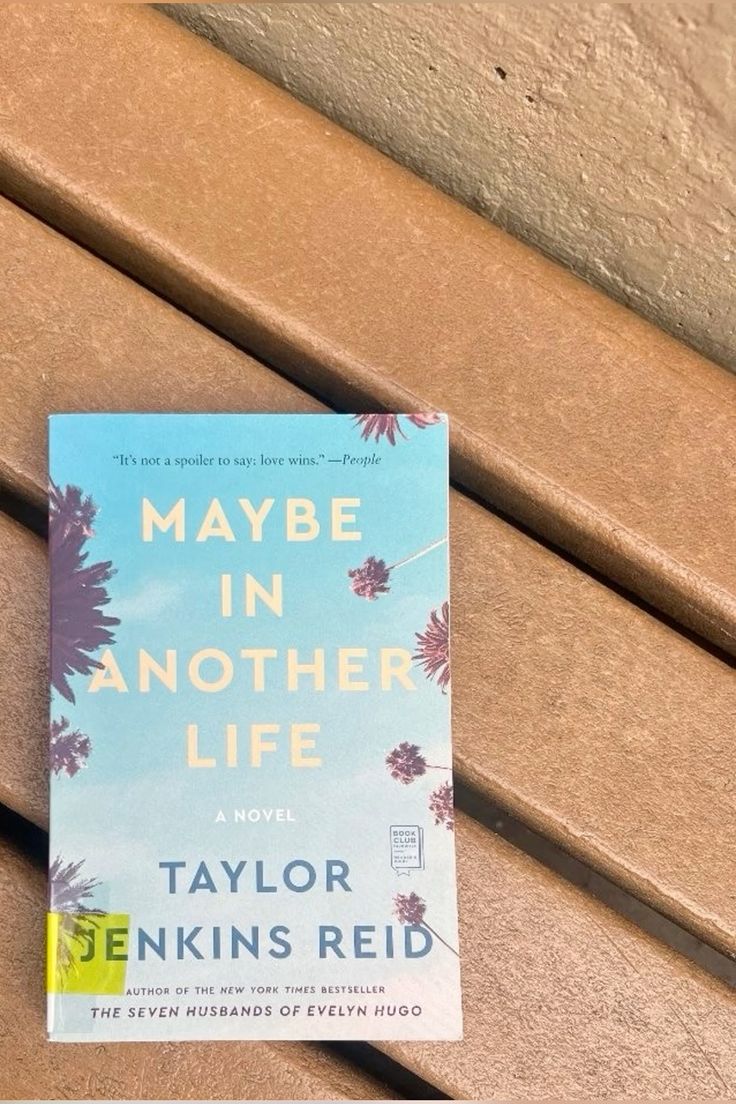 vinni_books's tweet photo. Quantum mechanics says that every possibility plays out somewhere.
• So there’s a version of me who never met you.
• A version who lost you.
• And one who never let go.
• My heart aches for all of them.
#MaybeInAnotherLife #books #readers https://t.co/6Nog4JVhLs