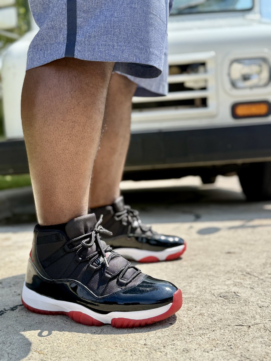 Todays on 👣 from your friendly neighborhood mailman 📬

Air Jordan 11 “Bred”
Color: Black/True Red-White
Style Code: 378037-061
Release Date: December 14, 2019
Price: $220

#sneakerhead #YourSneakersareDope #jordan11 #sneakeradmirals #kotd #Nike #complexkicks