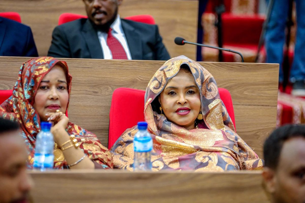 cunayee's tweet photo. The development of key state Institutions with close collaboration with the FGS coupled with Political stability has resulted a win win Situation for Somalia’s #GalmudugState .
A perfect role model of when regional states are not in competition with the federal government 🇸🇴 .
@US2SOMALIA @UKinSomalia @UNTMIS_ @TC_MogadisuBE