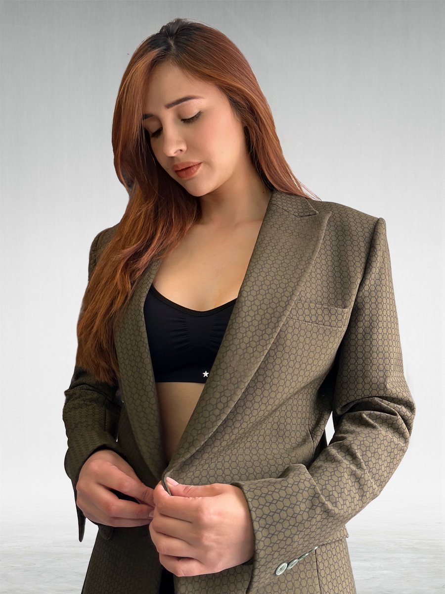 El diseño no es solo estética, es ciencia al servicio de tu vida.
Cada costura, cada material, tiene un motivo: que vivas mejor.