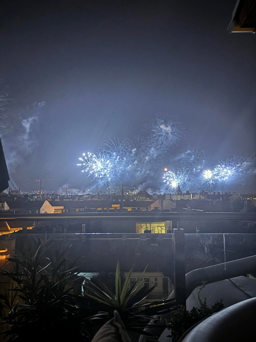 hopp ott repül az szja-m