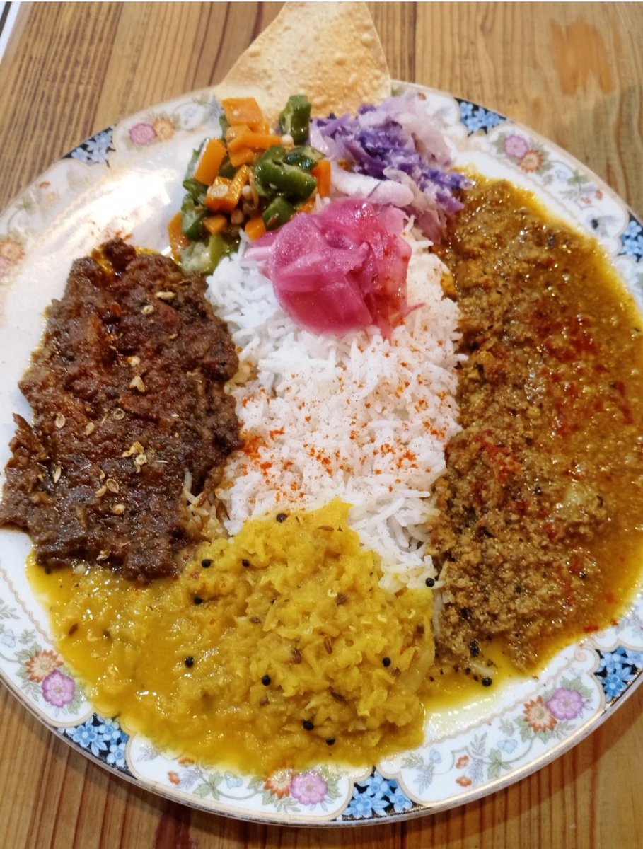 karikuro96's tweet photo. ほんじつ！
あさり明太キーマ
カシミールベジチキンカレー
です！！！！！
ああああああ！阪神の仕込みが大変 https://t.co/PKb0fQXBWf