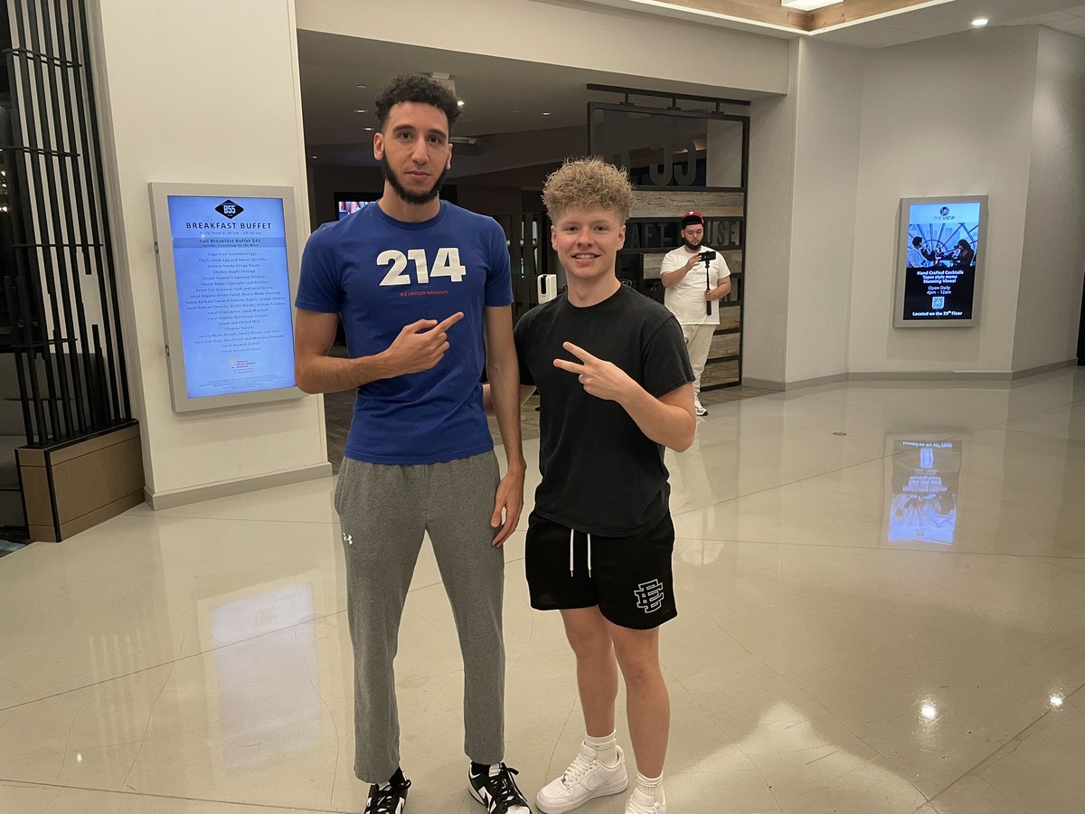 ClutchUpNext tweet media