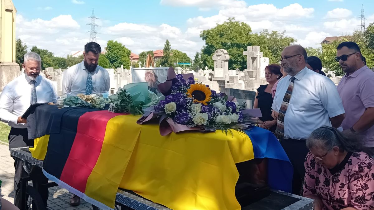 tim2ro's tweet image. Tyler Prayer and Praise Summer Update - mailchi.mp/tylero/2025-su… - visit TYLERO.ORG