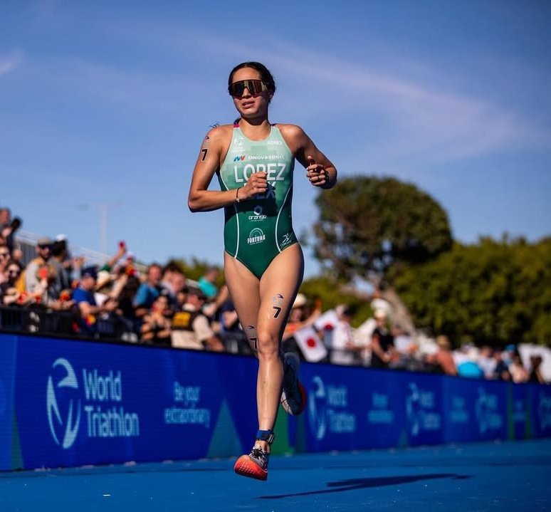 DeporteMexa's tweet photo. #Asuncion2025 🇵🇾
🇲🇽 María López finalizó 4° con 1:00:45 y Regina Michel 6° con 1:01:34 en la final de #Triatlon Femenino en los Juegos Panamericanos Junior.
#Mexico #Triatleta https://t.co/jrd2fs06uh