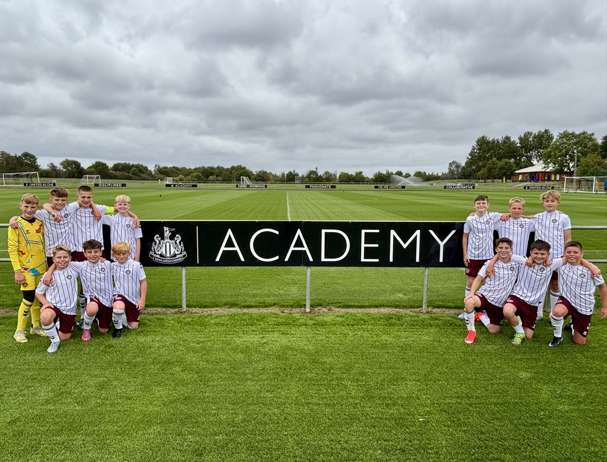 WeeJambos's tweet photo. Top additional games programme opportunity for our B13s, B14s and B15s today, as we travelled to @NUFC Academy to face our hosts and @AVFCOfficial in a triangular set of fixtures across all the age groups🙌

Some superb stuff on display across all  three pitches from the Jambos⚽️ https://t.co/6n7SVcJFCJ