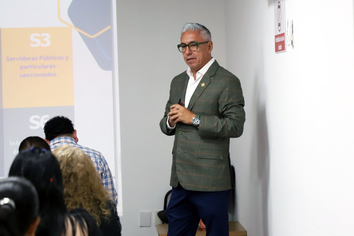 Se llevo a cabo capacitación a personal de la Secretaría de Administración del Estado de Aguascalientes a través del Comisionado Presidente Salvador Vázquez - Comisionado CPC-Ags;