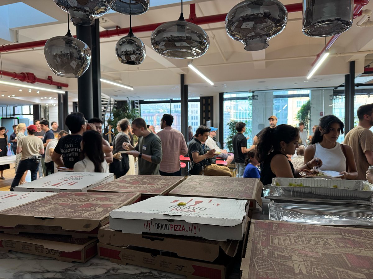 DeSci happens on Sei.

150+ people packed SDF HQ for <a href="/DeSciNYC_/">DeSciNYC</a>

Top DeSci builders, researchers, and advisors exploring how high-performance infrastructure unlocks scientific innovation.

Hosted by our own <a href="/gwei_sha/">Eleanor Davies</a>, the sciences are accelerating on Sei.